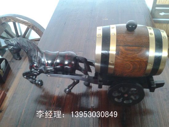点击查看详细信息<br>标题：木制红酒桶12 阅读次数：2725
