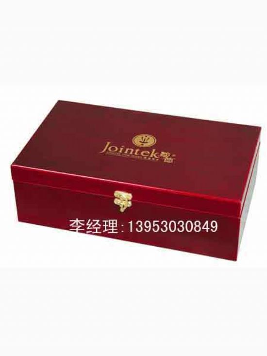 点击查看详细信息<br>标题：红酒木盒 阅读次数：2625